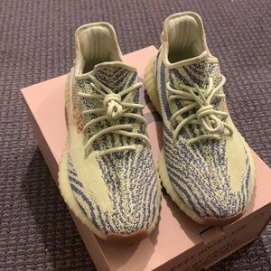 Yeezy 350 v2 Frozen Yellow